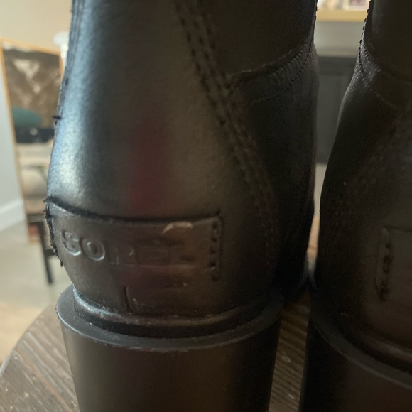 SOREL Booties EUC size 8 - Picture 5 of 11